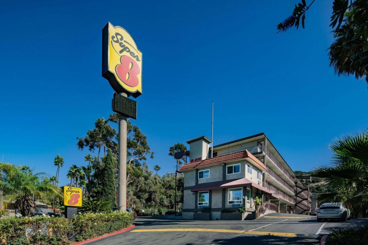 Super 8 by Wyndham San Diego Hotel Circle Exterior foto