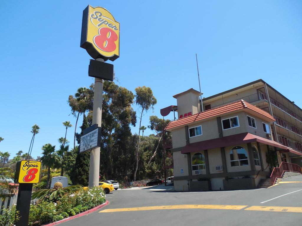 Super 8 by Wyndham San Diego Hotel Circle Exterior foto